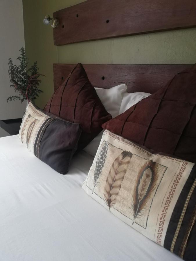 Ashtree Guesthouse Hanover Bagian luar foto