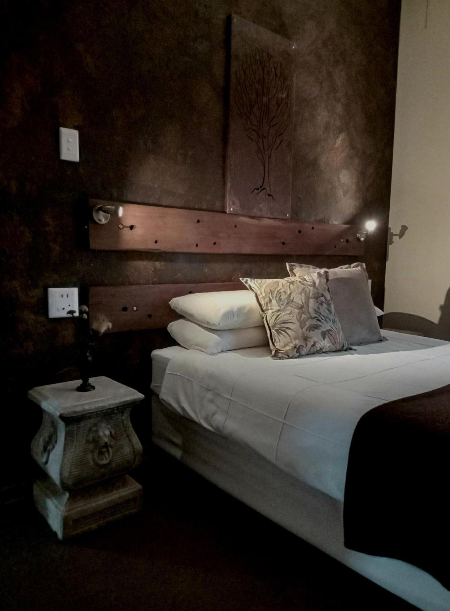 Ashtree Guesthouse Hanover Bagian luar foto